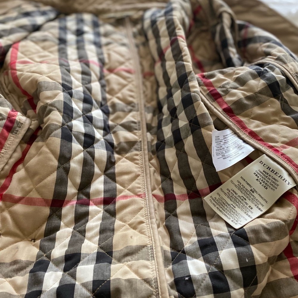 Burberry quilted jacket - Picture 7 of 9
